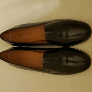 Ralph Lauren Black Calf Lindsay Loafer shoe size 8.5 B